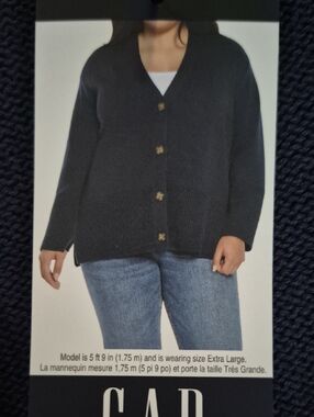 XL:💙Gap Knit Style Cardigan